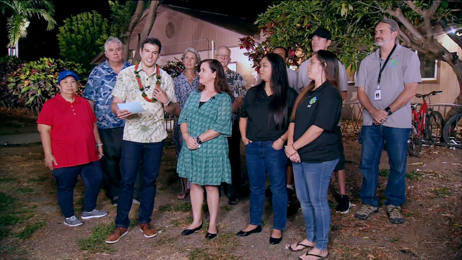 PHOTO:Gio Benitez with staff, volunteers and residents of Ka Hale A Ke Ola Resources Center on "Good Morning America" on Aug. 17, 2023.