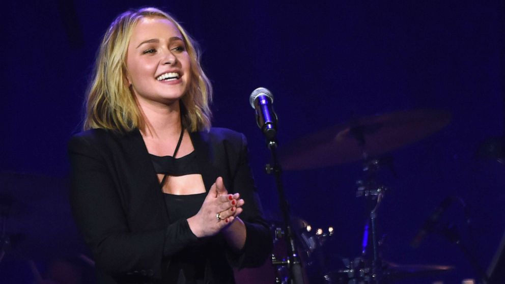 PHOTO: Hayden Panettiere performs during "Nashville for Africa" a Benefit for the African Childrens Choir in Nashville, Tenn., Feb. 15, 2016.