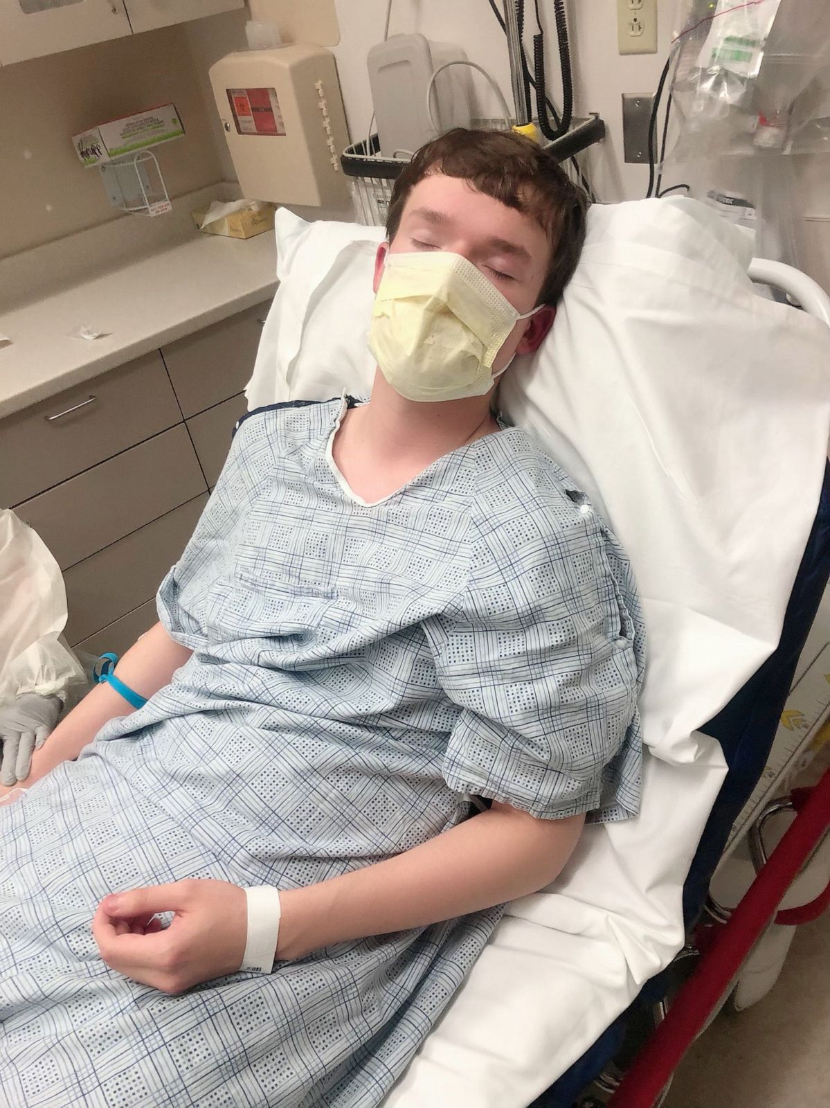 PHOTO: Dimitri Mitchell, 18, of Tiffin, Iowa, tested positive for the novel coronoavirus, COVID-19, March 17, 2020.