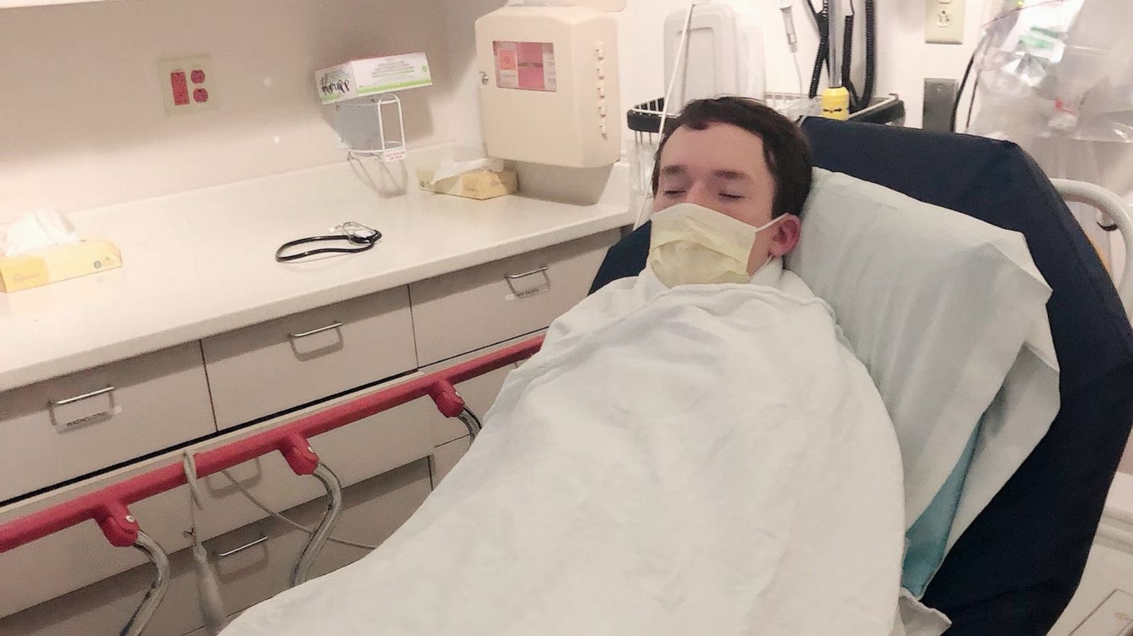 PHOTO: Dimitri Mitchell, a freshman at Kirkwood Community College in Cedar Rapids, Iowa, has had no prior health complications and began showing symptoms for COVID-19 on March 13.