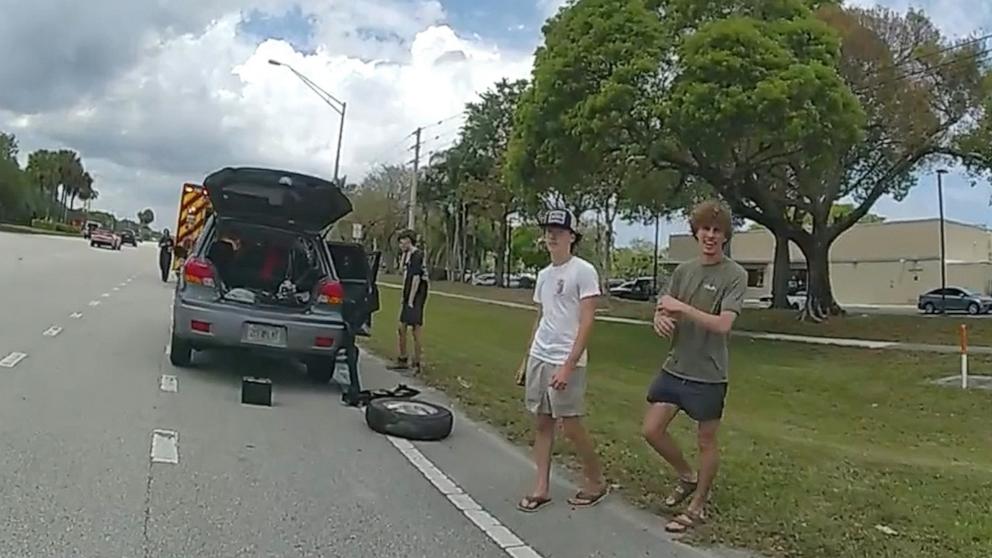 PHOTO: Three Florida teens are speaking out after helping a man experiencing a heart attack.