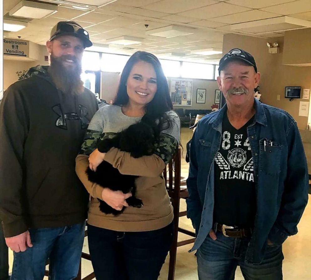 PHOTO: Truett Palmer's grandfather, Rick McCord, a crop duster who works with small airplanes, took the trip with 2-year-old Truett's dad Brett Palmer from Missouri, to pick up Truett's goldendoodle from Gena Gray of Kentucky.