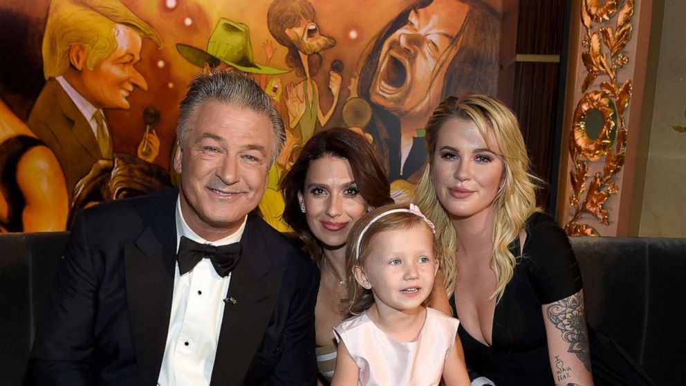 VIDEO: Alec and Hilaria Baldwin are expecting a baby boy this fall, the couple announced on social media.