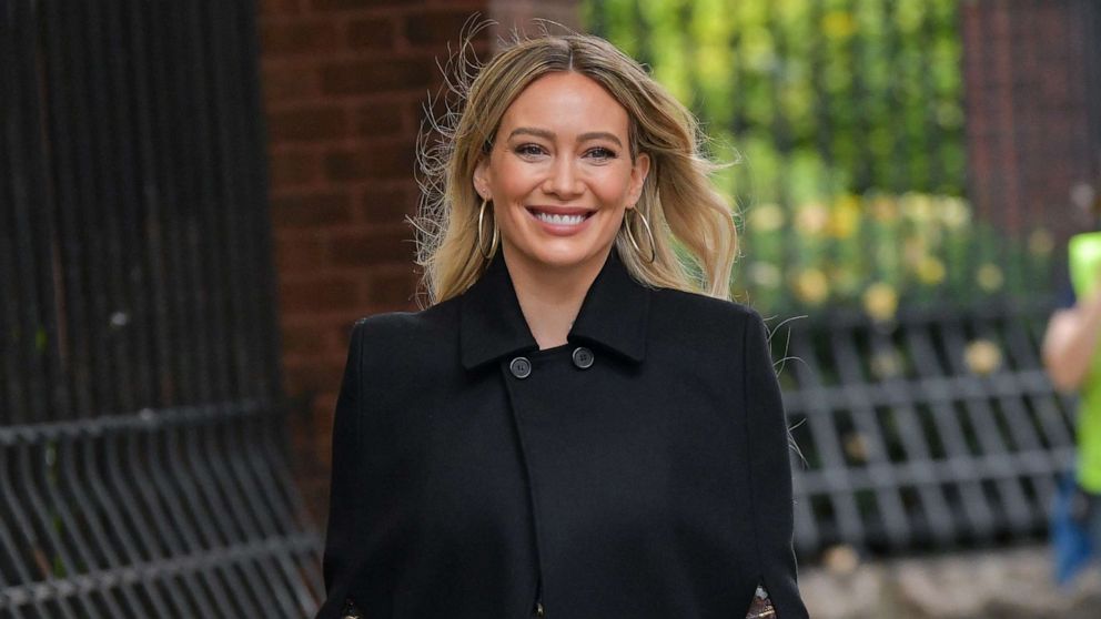 VIDEO: Hilary Duff reflects on what 30-year-old Lizzie McGuire would be like today