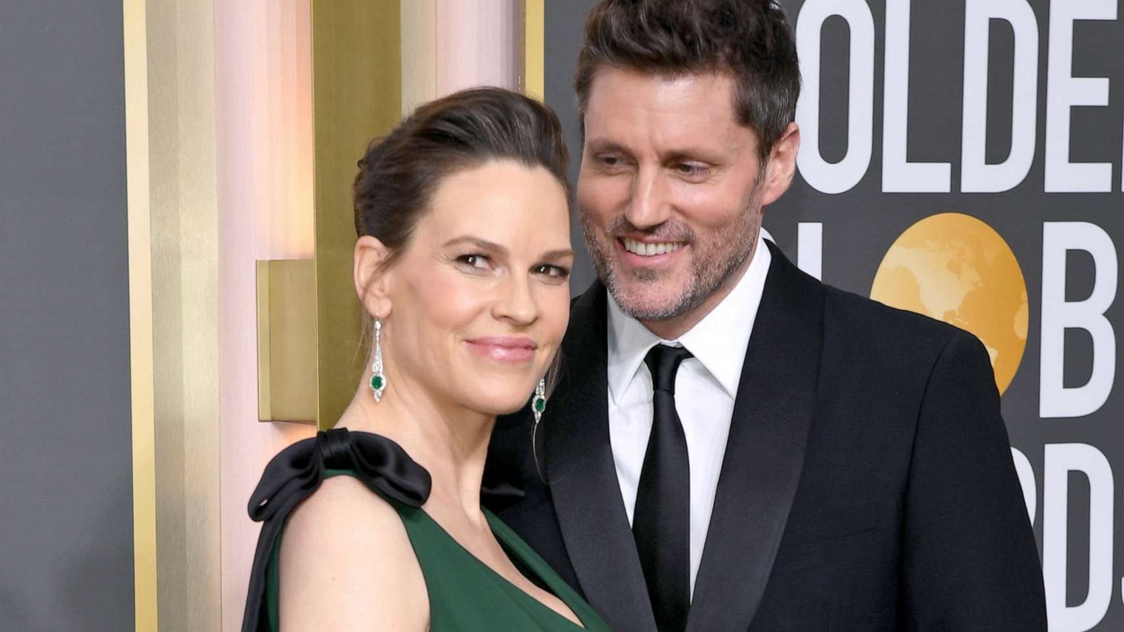 PHOTO: Hilary Swank and Philip Schneider attend the 80th Annual Golden Globe Awards at The Beverly Hilton on January 10, 2023 in Beverly Hills, Calif.