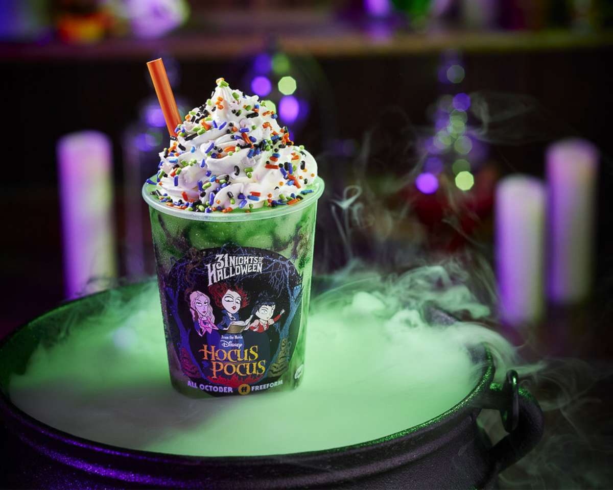 PHOTO: "Hocus Pocus"-inspired milkshake from Carvel in collaboration with Freeform for 31 Nights of Halloween.