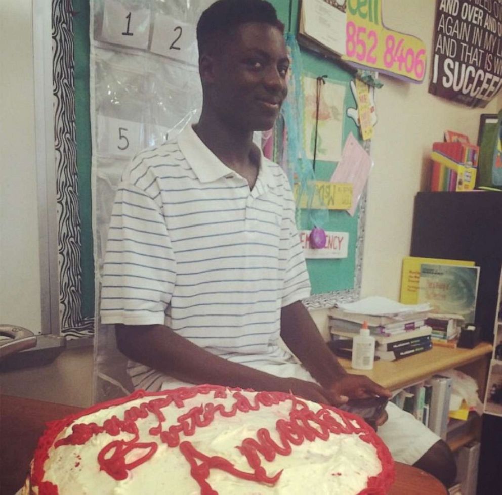 PHOTO: Amonte Green, is seen on May 6, 2015 celebrating his 16th birthday with his algebra class in Florida. 