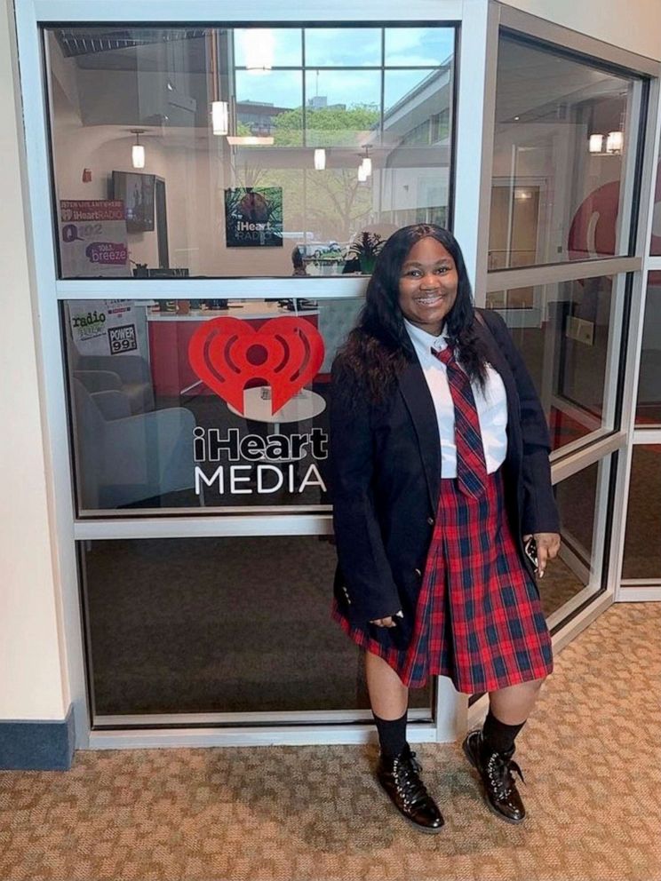 PHOTO: Destiny Jackson, 18, has been accepted to over 50 colleges in the United States while managing her diabetes and experiencing homelessness.