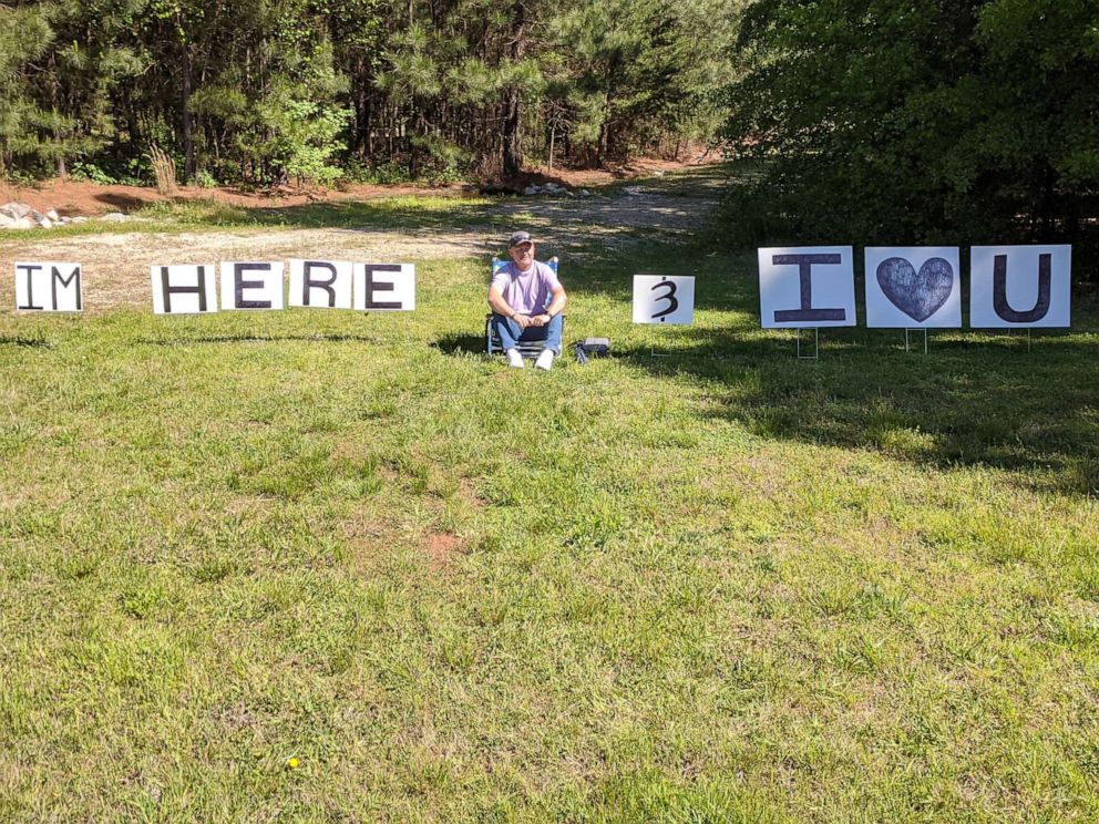 PHOTO: Dennis Cockrell sat outside wife Diana Cockrell's hospital room in a lawn chair with signs to show his support from a distance amidst the coronavirus pandemic.
