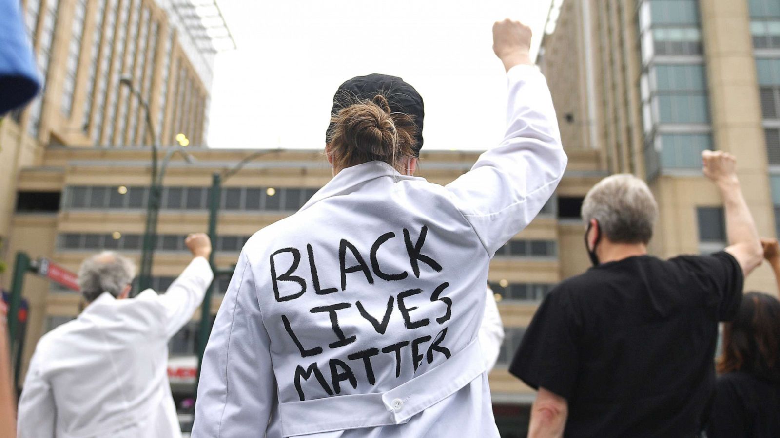 PHOTO: Several hundred doctors, nurses and medical professionals come together to protest against police brutality and the death of George Floyd at Barnes-Jewish Hospital, June 5, 2020. in St Louis.