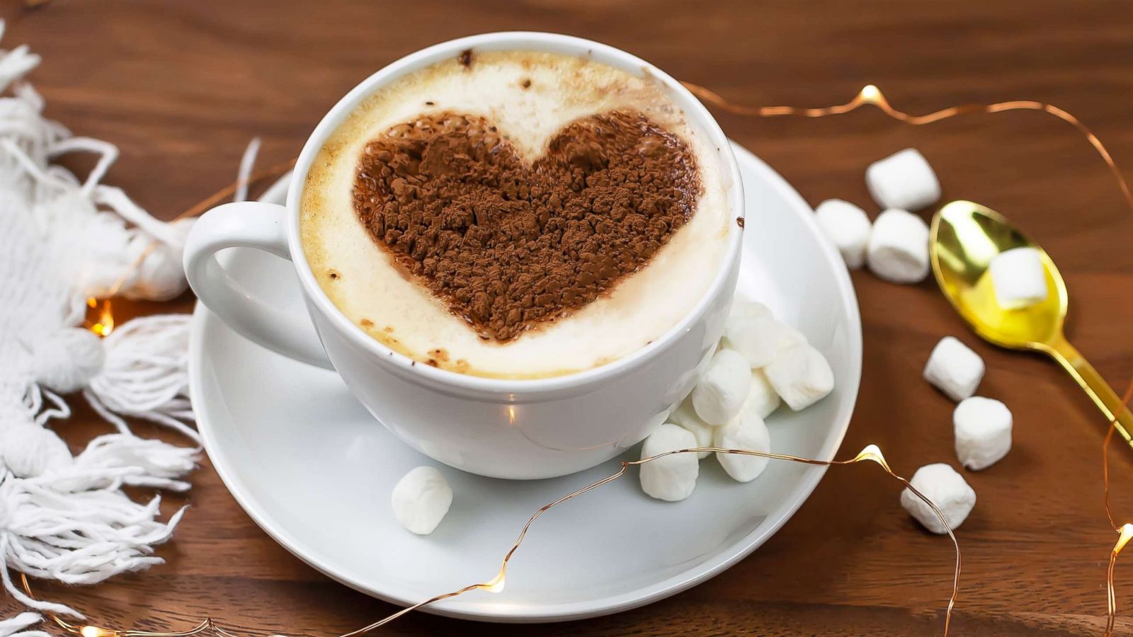 PHOTO: Hot chocolate with marshmallows is seen here in this undated stock photo.