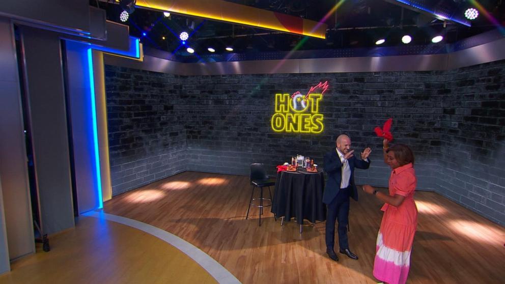 PHOTO: Hot Ones host Sean Evans enlisted "Good Morning America" anchor Robin Roberts to complete a live-version of the famed chicken wing challenge.