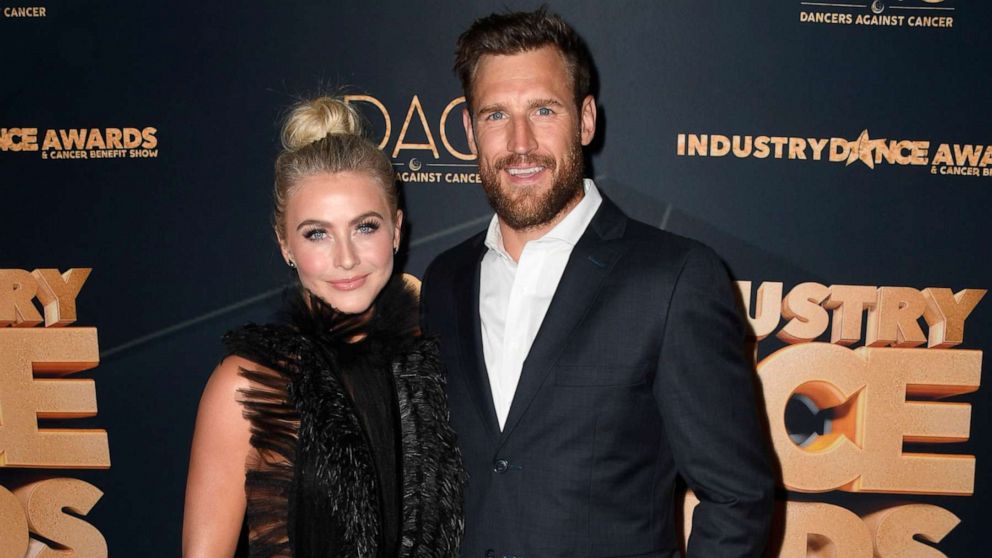 Julianne Hough Picks Up Brooks Laich from Airport