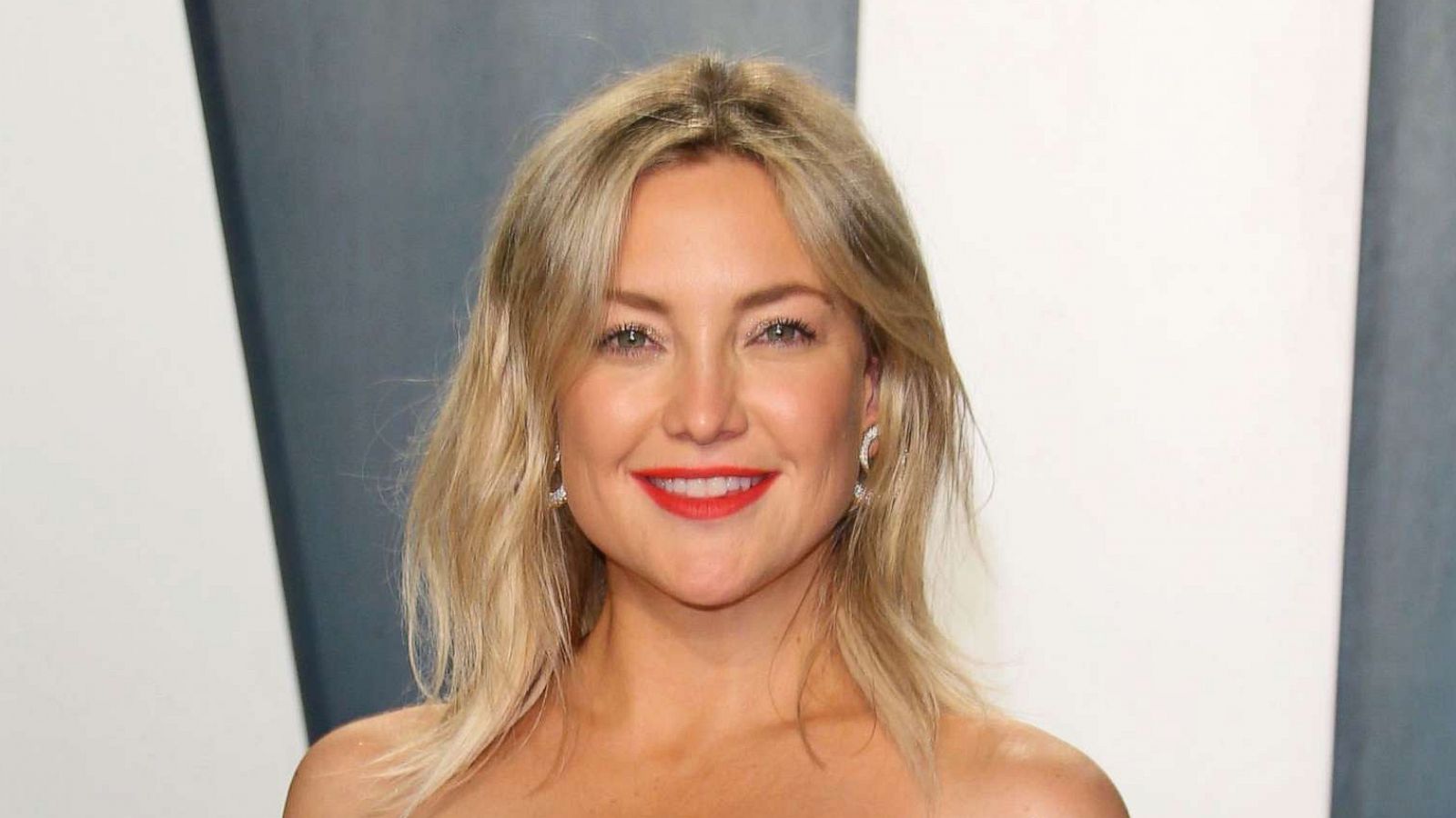 PHOTO: Kate Hudson attends the 2020 Vanity Fair Oscar Party in Beverly Hills, Calif., Feb. 9, 2020.