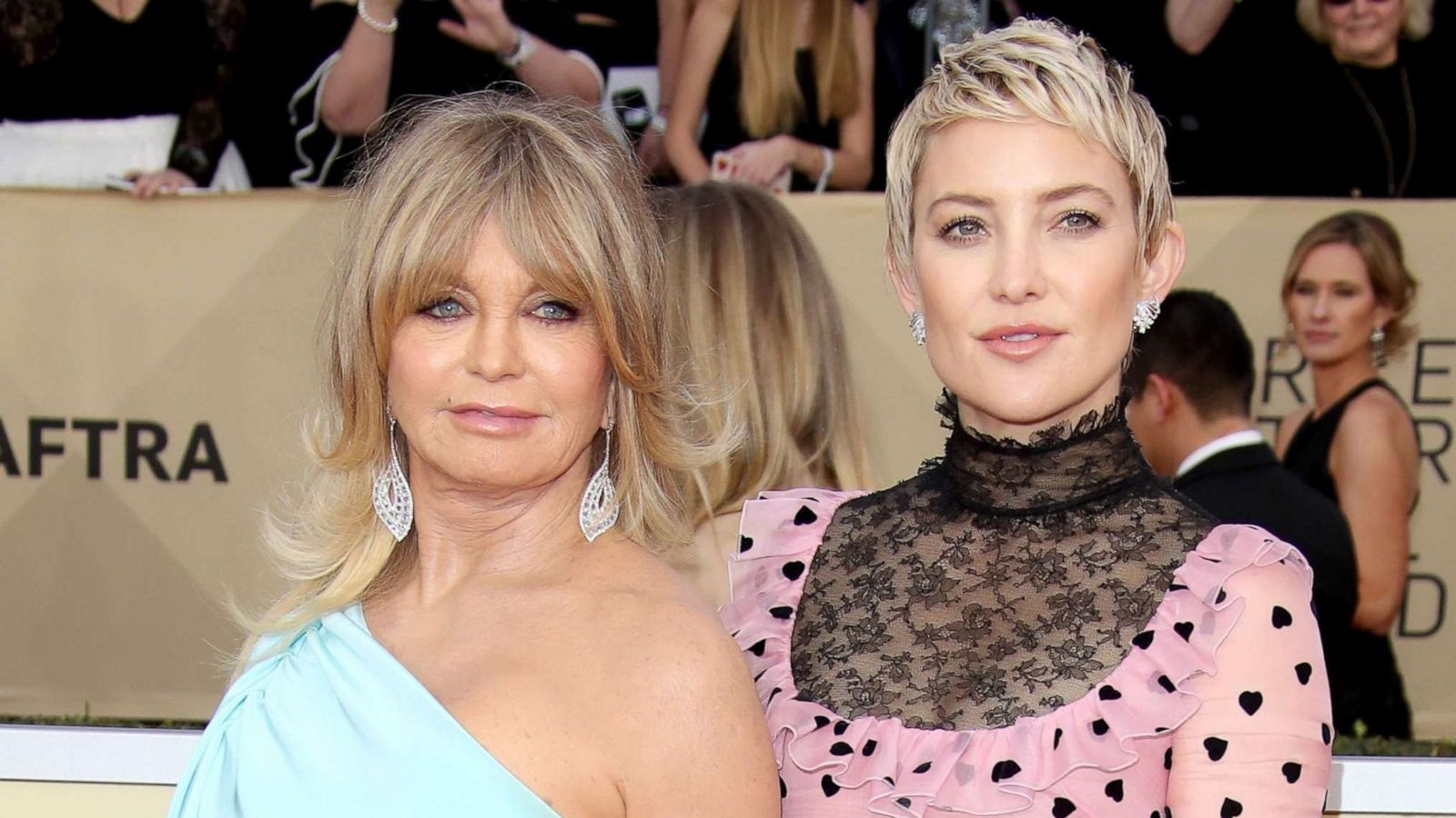 PHOTO: Goldie Hawn and Kate Hudson arrive at the 24th annual Screen Actors Guild Awards at the Shrine Auditorium, Jan. 21, 2018, in Los Angeles.