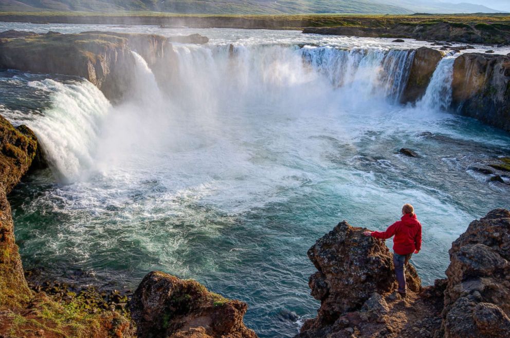 PHOTO: A trip to Iceland is one of the options for top Oscar nominees to choose from in their unofficial gift bag.