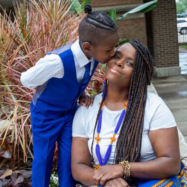 Black NFL Players Still Wear Their Hair in Locs Despite the Challenges -  The New York Times