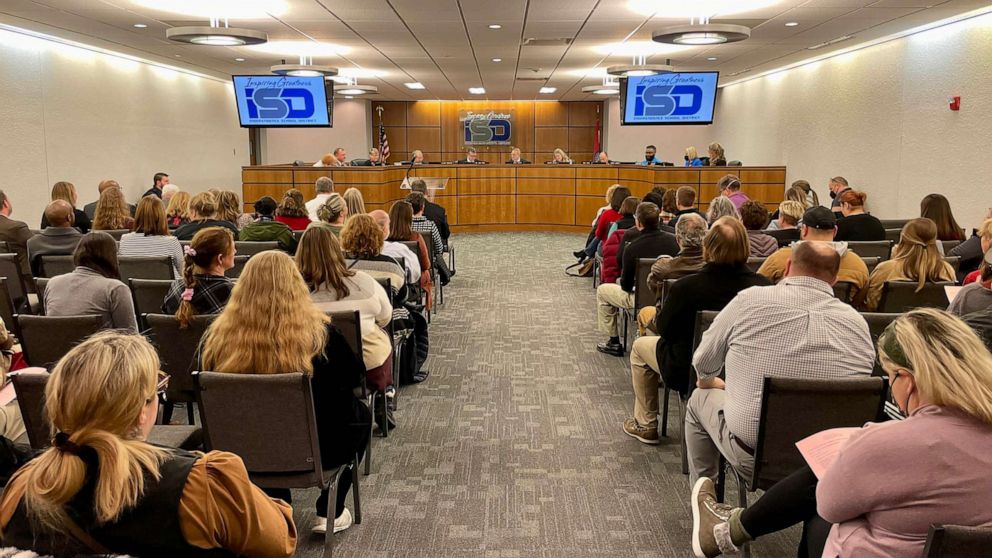 PHOTO: At a board meeting Tuesday, the Independence School District voted to adopt a four-day school week for all K-12 students in the Missouri district.