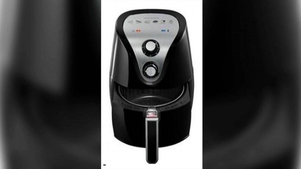 Deal of the Day includes this Phillips 3000 Series Air Fryer! Sign  up today and ship with Caribbean Express! 🥳 ☎️ Call Us at…