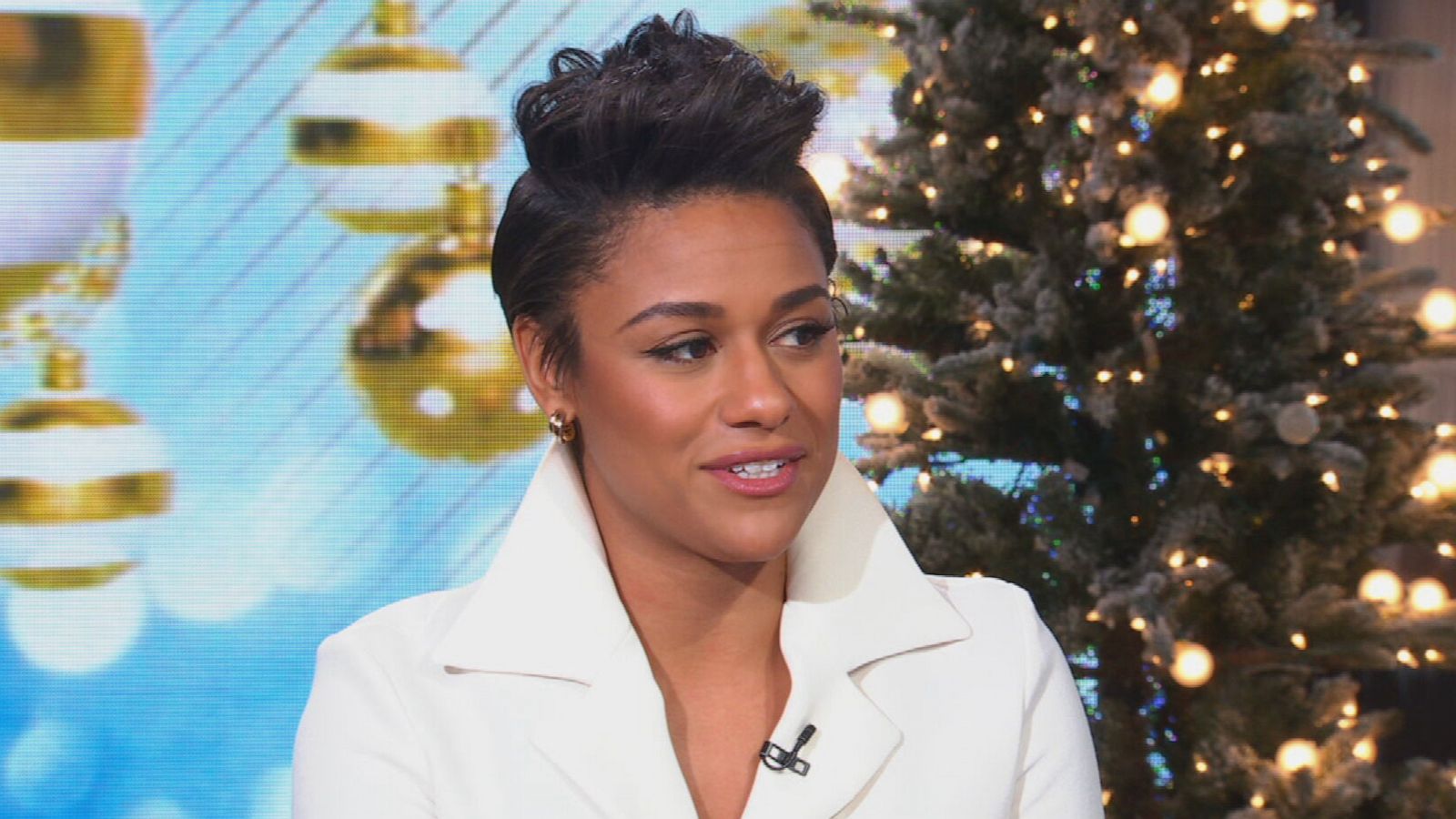 PHOTO: Ariana DeBose appears on "Good Morning America," Nov. 30, 2021.