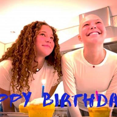 PHOTO: Isabella Strahan, right, belatedly celebrates her 19th birthday alongside her twin sister, Sophia Strahan. 