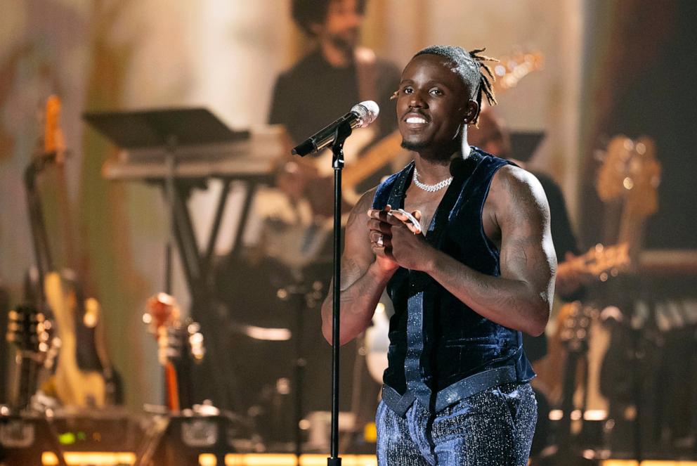 PHOTO: Jamal Roberts on “American Idol’s” Disney Night episode on May 12, 2025.