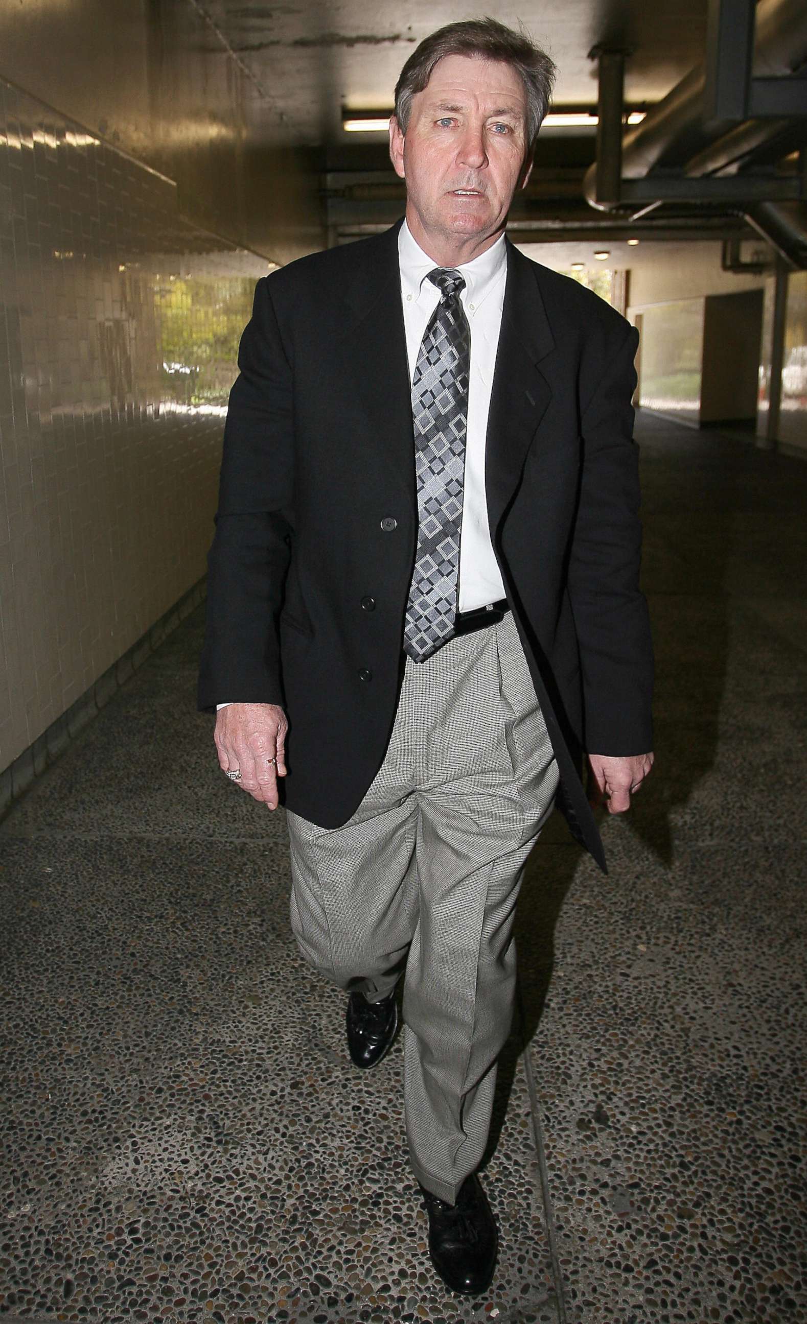 PHOTO: Britney Spears' father, Jamie Spears leaves the Los Angeles County Superior courthouse on March 10, 2008.