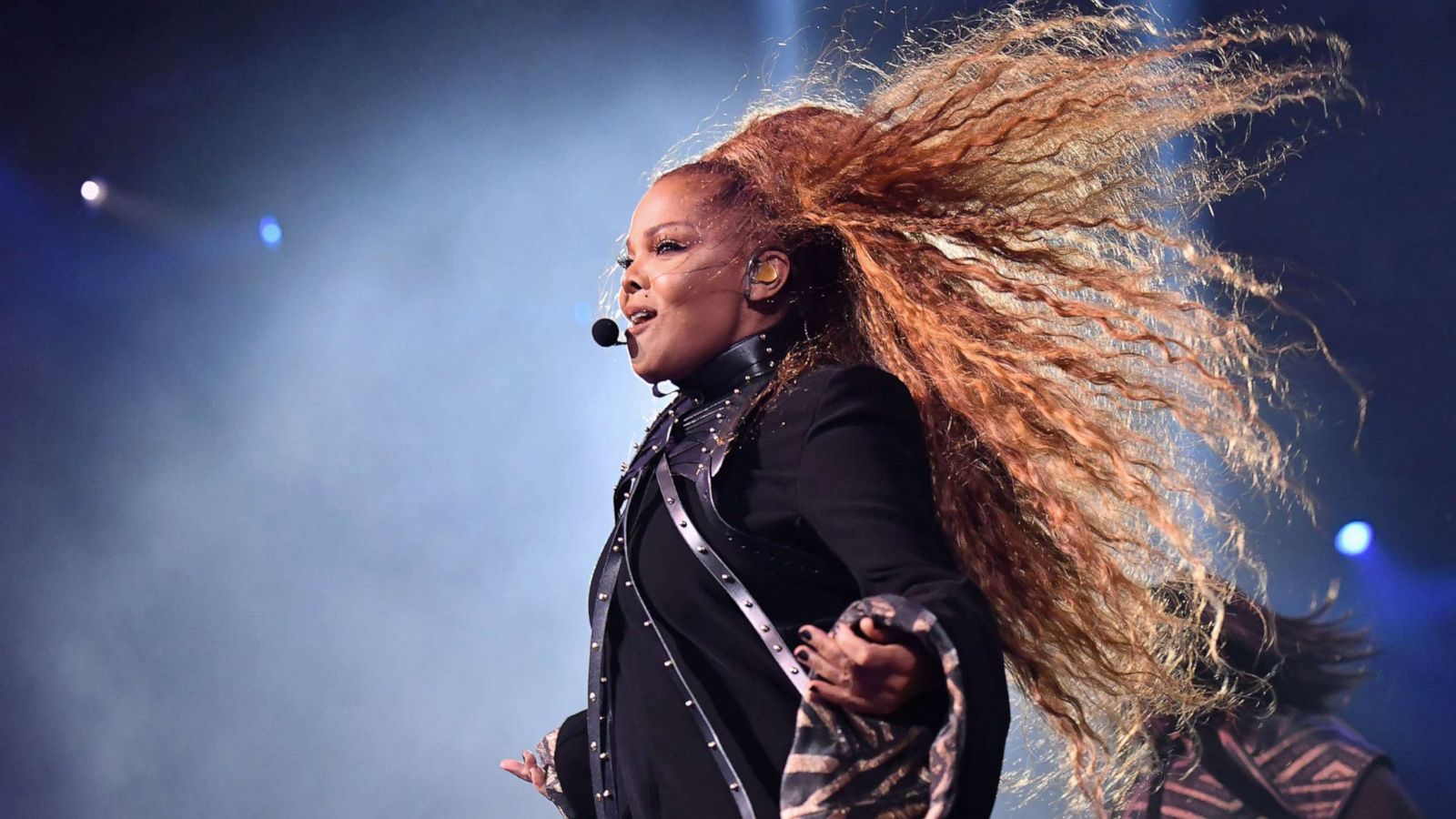 Janet Jackson, Stevie Nicks call for more women at Rock Hall of Fame  induction