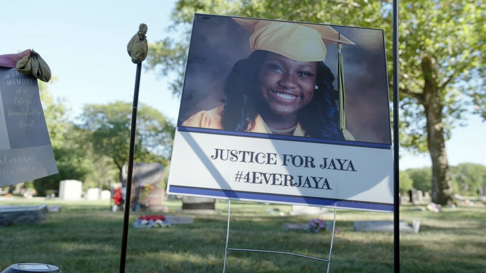 PHOTO: A "Justice For Jaya" poster stands on Jaya Beemon's grave in Chicago's Oak Woods Cemetery.