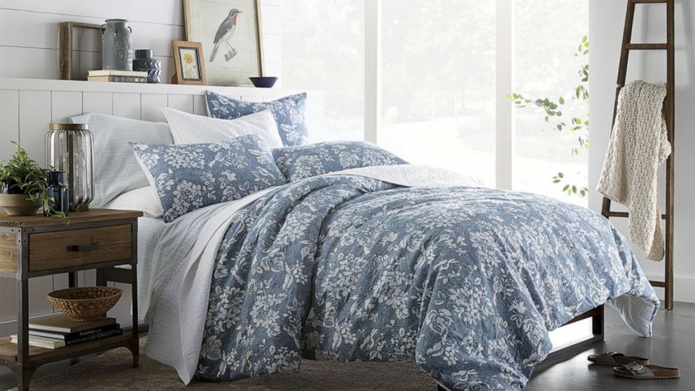Linden Street Veranda 3-pc. Floral Comforter Set.