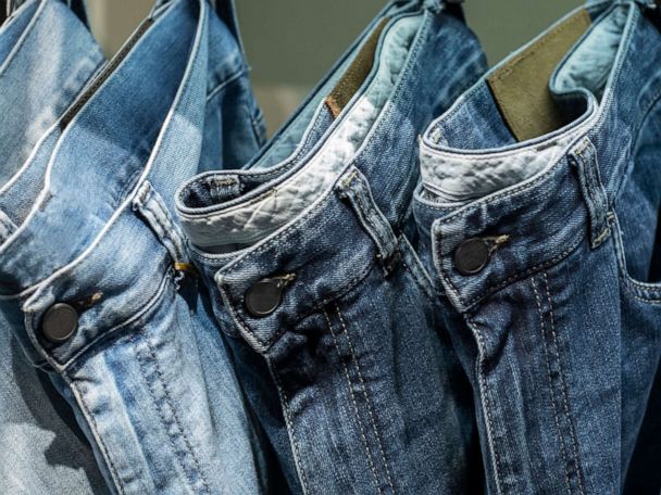 7 Surefire Signs Your Jeans Are Too Tight - Sheeba Magazine