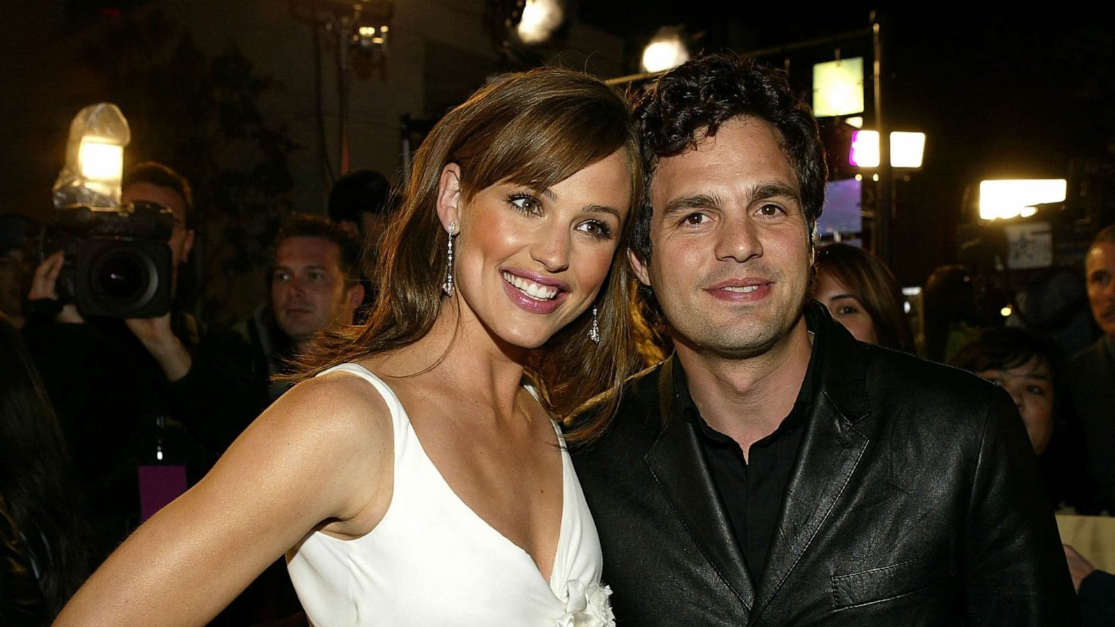 PHOTO: In this April 14, 2004, file photo, actors Jennifer Garner and Mark Ruffalo attend the premiere of the film "13 Going on 30" in Westwood, Calif.