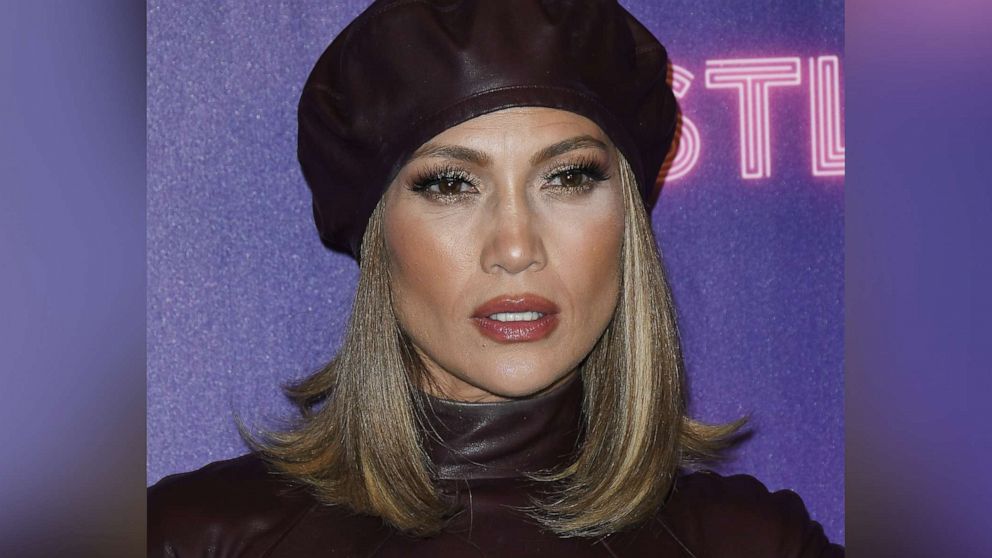 VIDEO: Jennifer Lopez surprises a super fan live on 'GMA' 