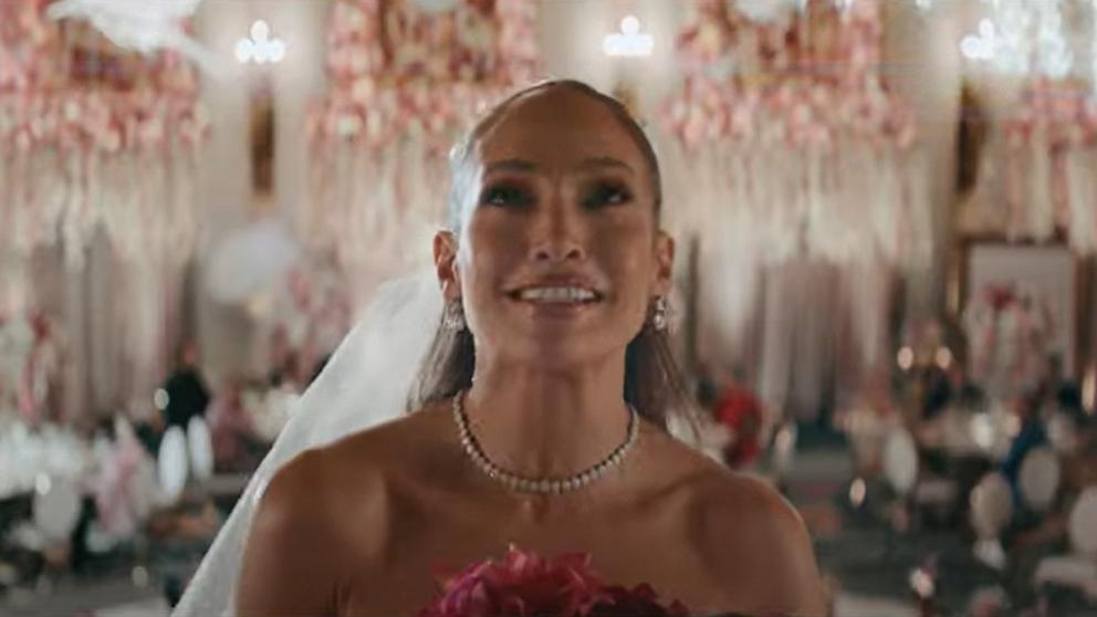 Jennifer Lopez Premieres New Single Can T Get Enough And Music Video