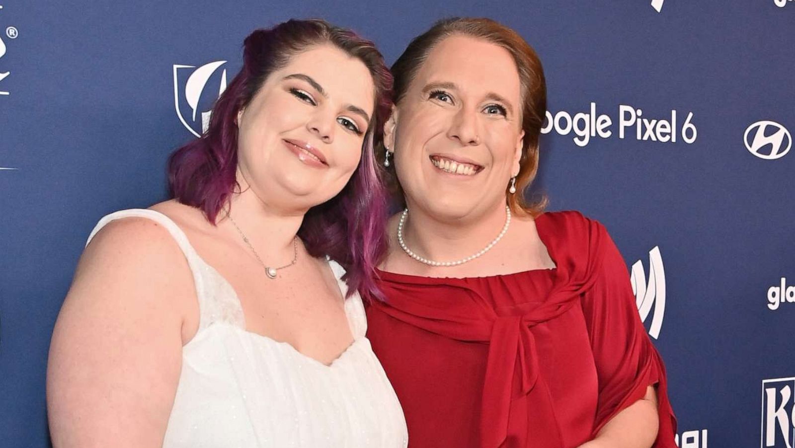 PHOTO: Genevieve Davis and Amy Schneider attend The 33rd Annual GLAAD Media Awards in Beverly Hills, Calif., April 2, 2022.