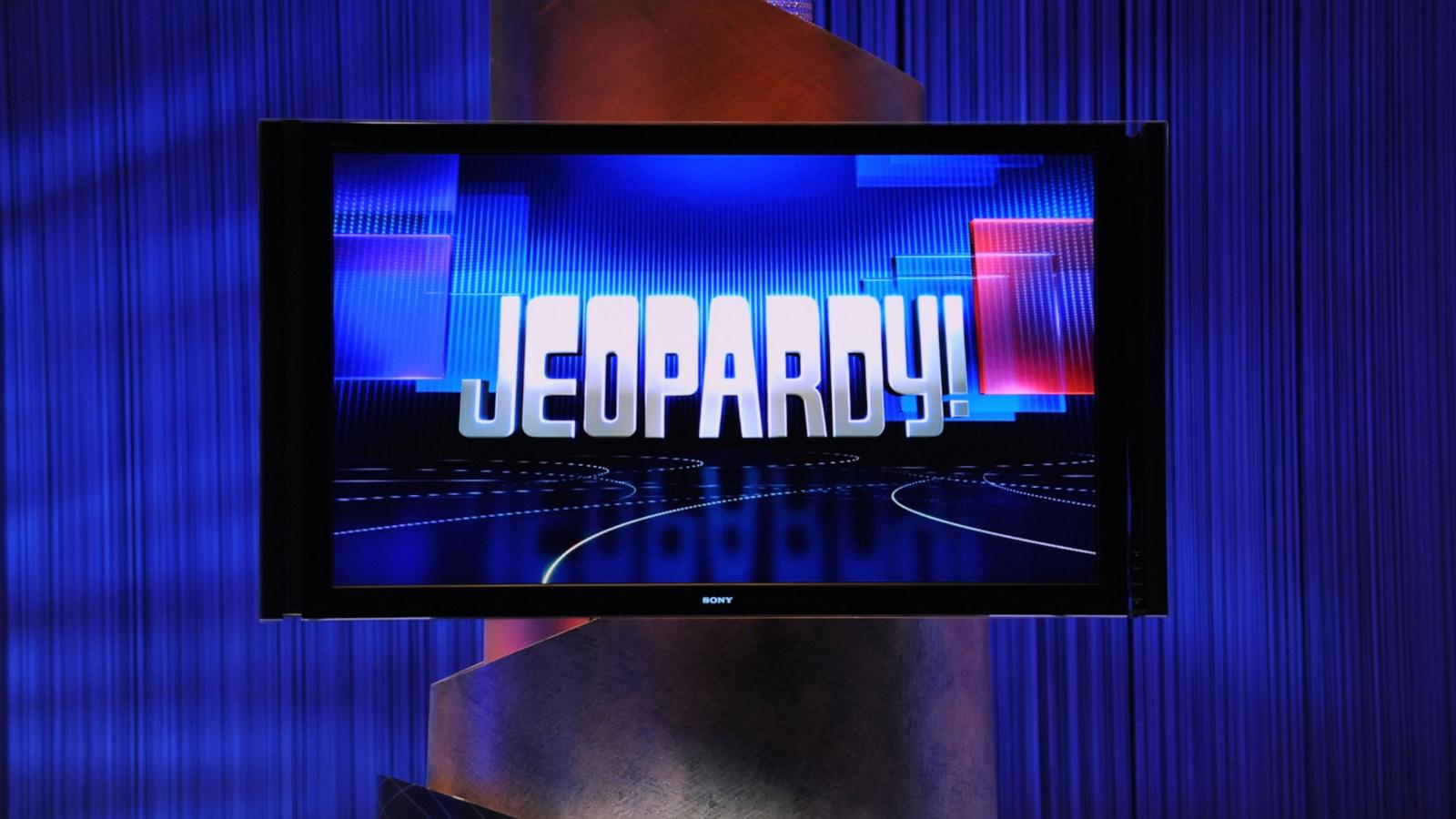 PHOTO: A general view on the set of the "Jeopardy!" Million Dollar Celebrity Invitational Tournament Show Taping, April 17, 2010, in Culver City, Calif.