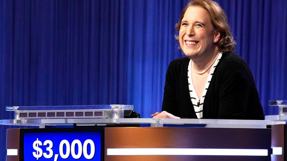 VIDEO: Legendary 'Jeopardy!' host Alex Trebek dead at 80 