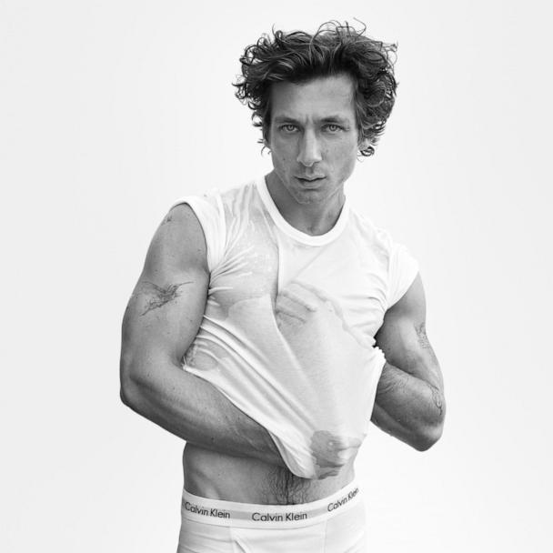 Jeremy Allen White strips down for Calvin Klein campaign ad - Good Morning  America