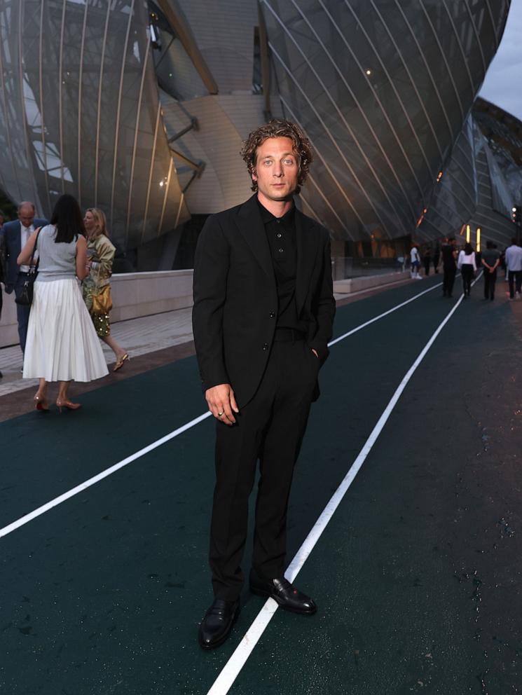 PHOTO: Jeremy Allen White attends 'Prelude To The Olympics' at Fondation Louis Vuitton, on July 25, 2024, in Paris.