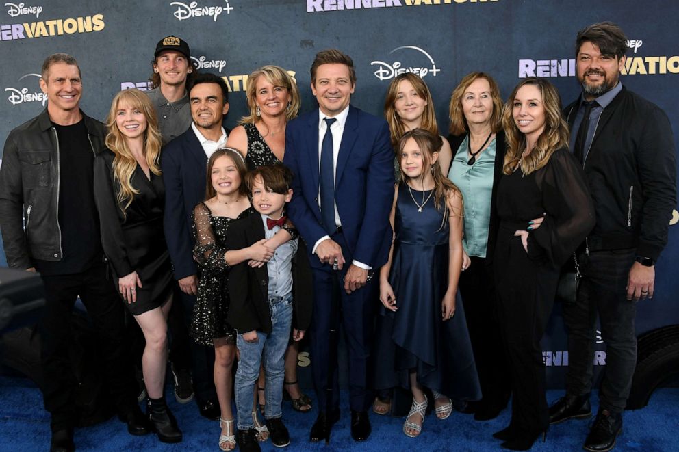 PHOTO: Jeremy Renner (C) and family attend the Los Angeles premiere of Disney+'s original series "Rennervations" on April 11, 2023 in Los Angeles.