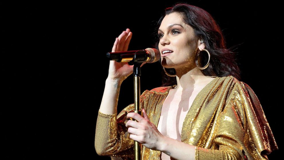 VIDEO: Sara Haines gets emotional with Jessie J, revealing she can't have children 