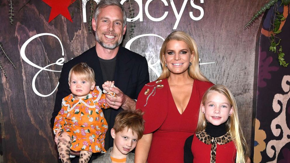 Jessica Simpson explains why she's such an 'open book' with her