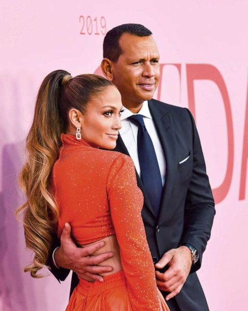 Watch Alex Rodriguez comfort Jennifer Lopez after 'tough show' in tour  video diary - Good Morning America