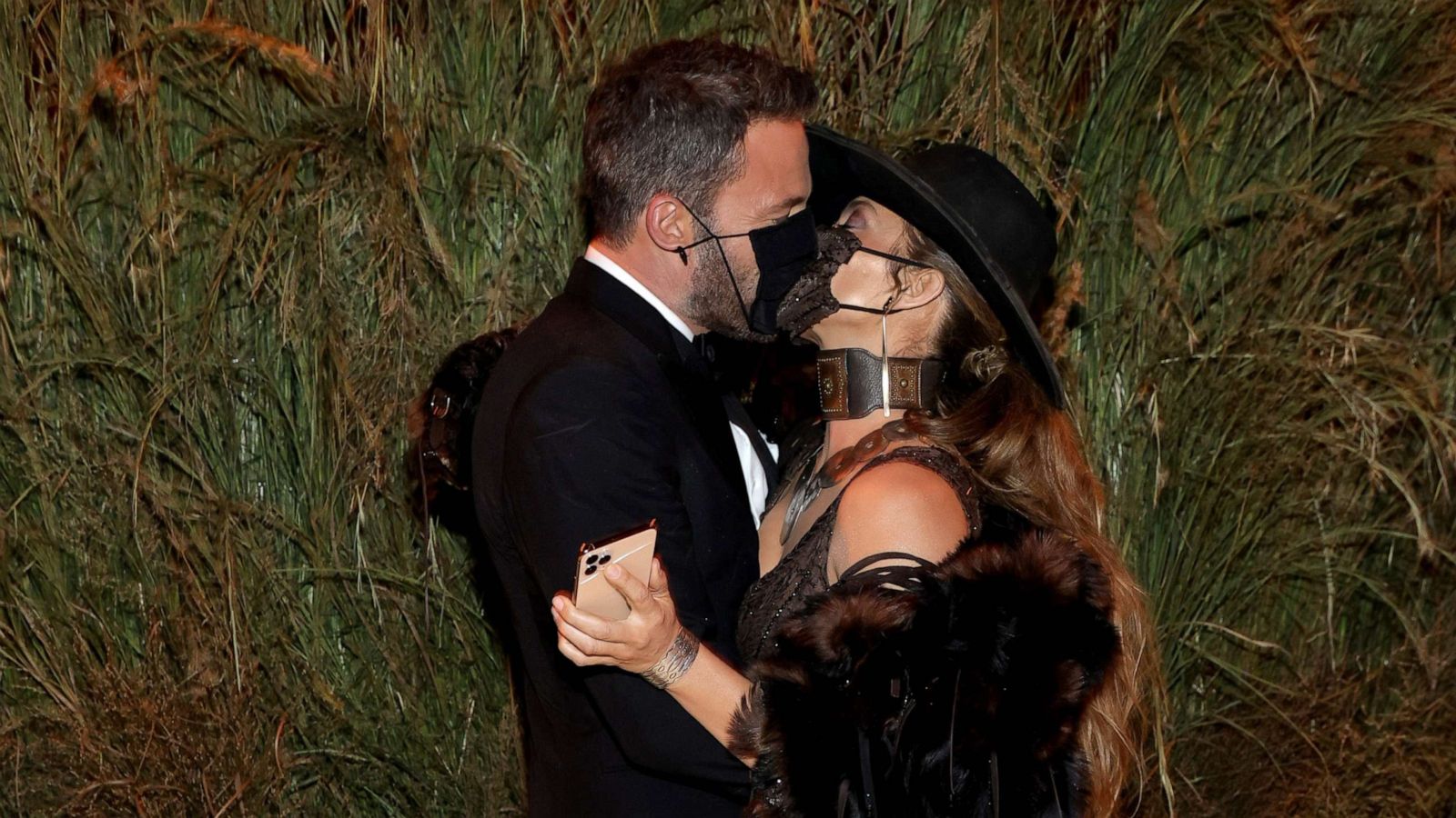 PHOTO: Ben Affleck and Jennifer Lopez attends the The 2021 Met Gala Celebrating In America: A Lexicon Of Fashion at Metropolitan Museum of Art, Sept. 13, 2021, in New York City.