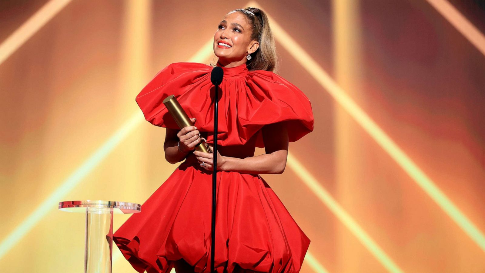 PHOTO: Jennifer Lopez, People's Icon of 2020, accepts the award onstage for the 2020 E! People's Choice Awards held at the Barker Hangar in Santa Monica, Calif., Nov. 15, 2020.