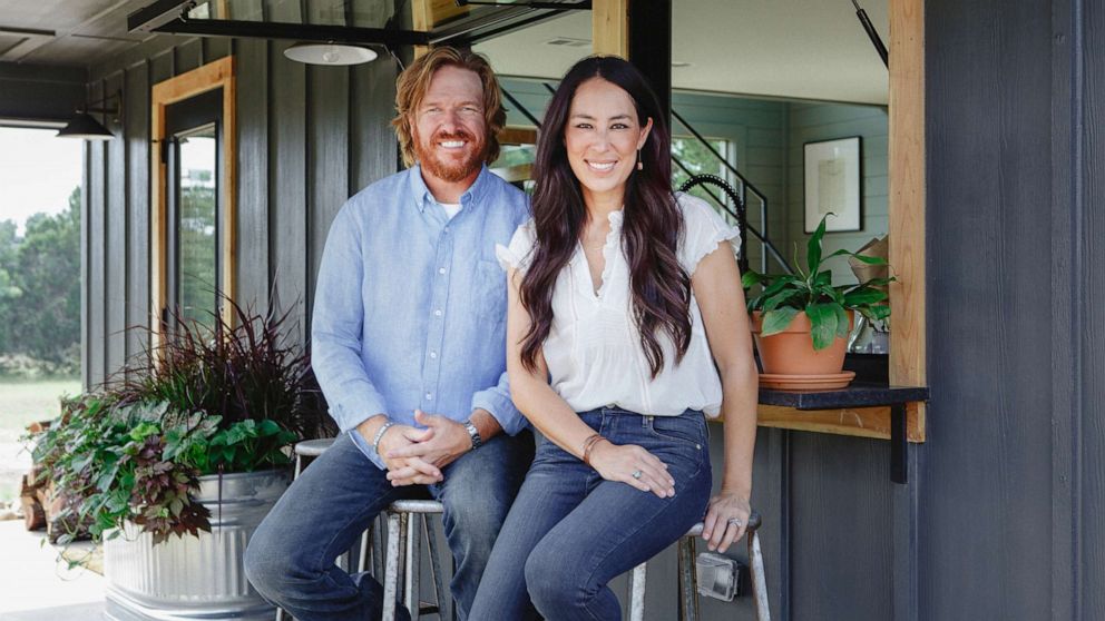 VIDEO: Chip and Joanna Gaines reveal struggle of working together as a couple