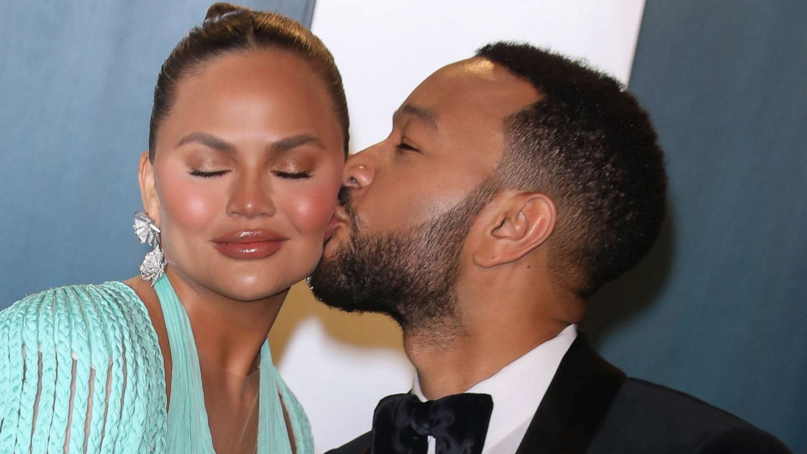 PHOTO: Chrissy Teigen and John Legend attend the 2020 Vanity Fair Oscar Party in Beverly Hills, Calif., Feb. 09, 2020.