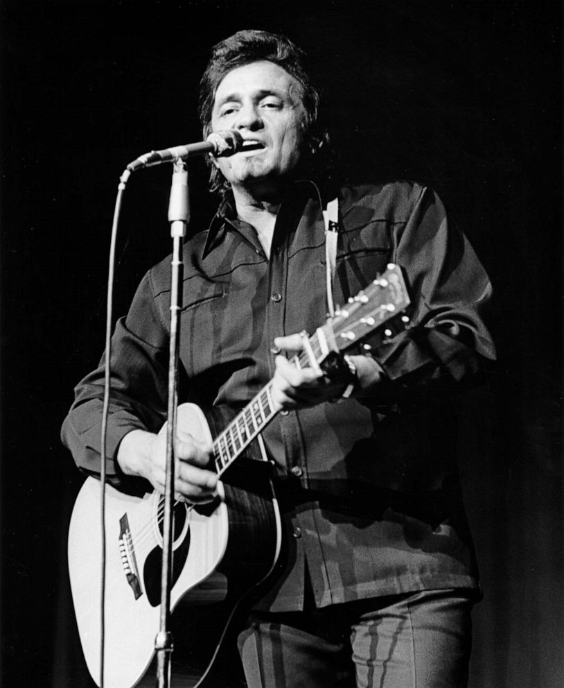 PHOTO: Country singer/songwriter Johnny Cash performs onstage in 1973.