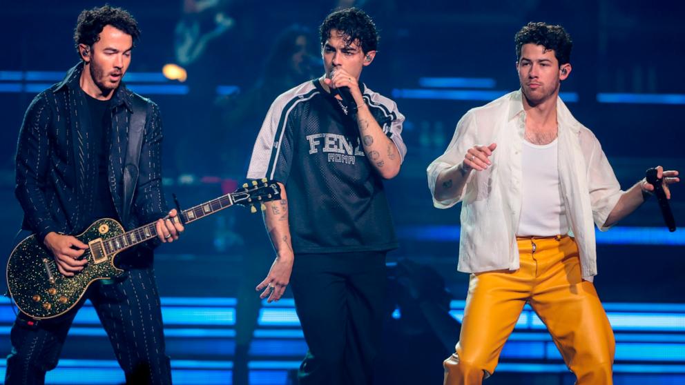 The Jonas Brothers touch on 65 songs at massive Milwaukee concert