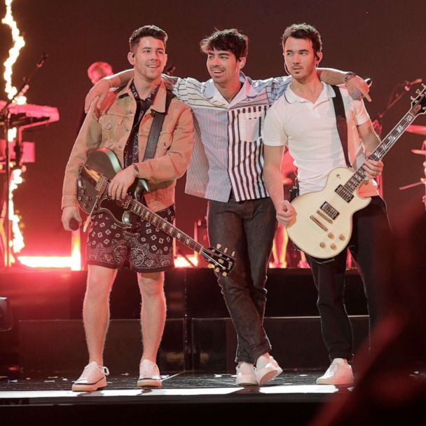 Jonas Brothers add 50 tour dates, including Atlanta, Nashville